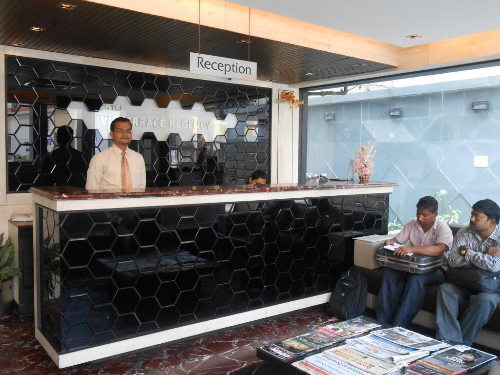 Hotel Victerrace Regency Колката Екстериор снимка